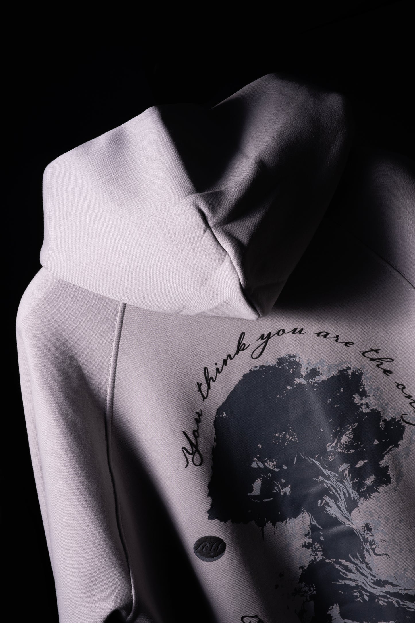 ROOTS HOODIE IN SPACE GREY