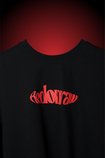 HEART KNOWS IN BLACK T-SHIRT