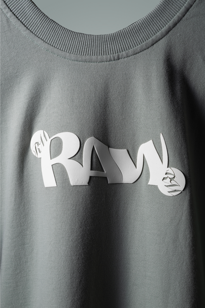 LONG HUGS IN MINT GREEN T-SHIRT