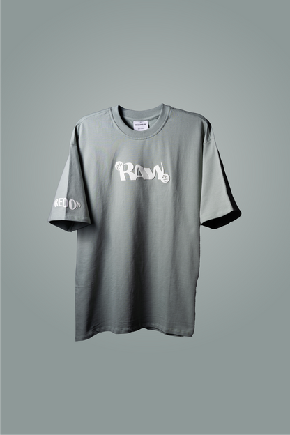 LONG HUGS IN MINT GREEN T-SHIRT