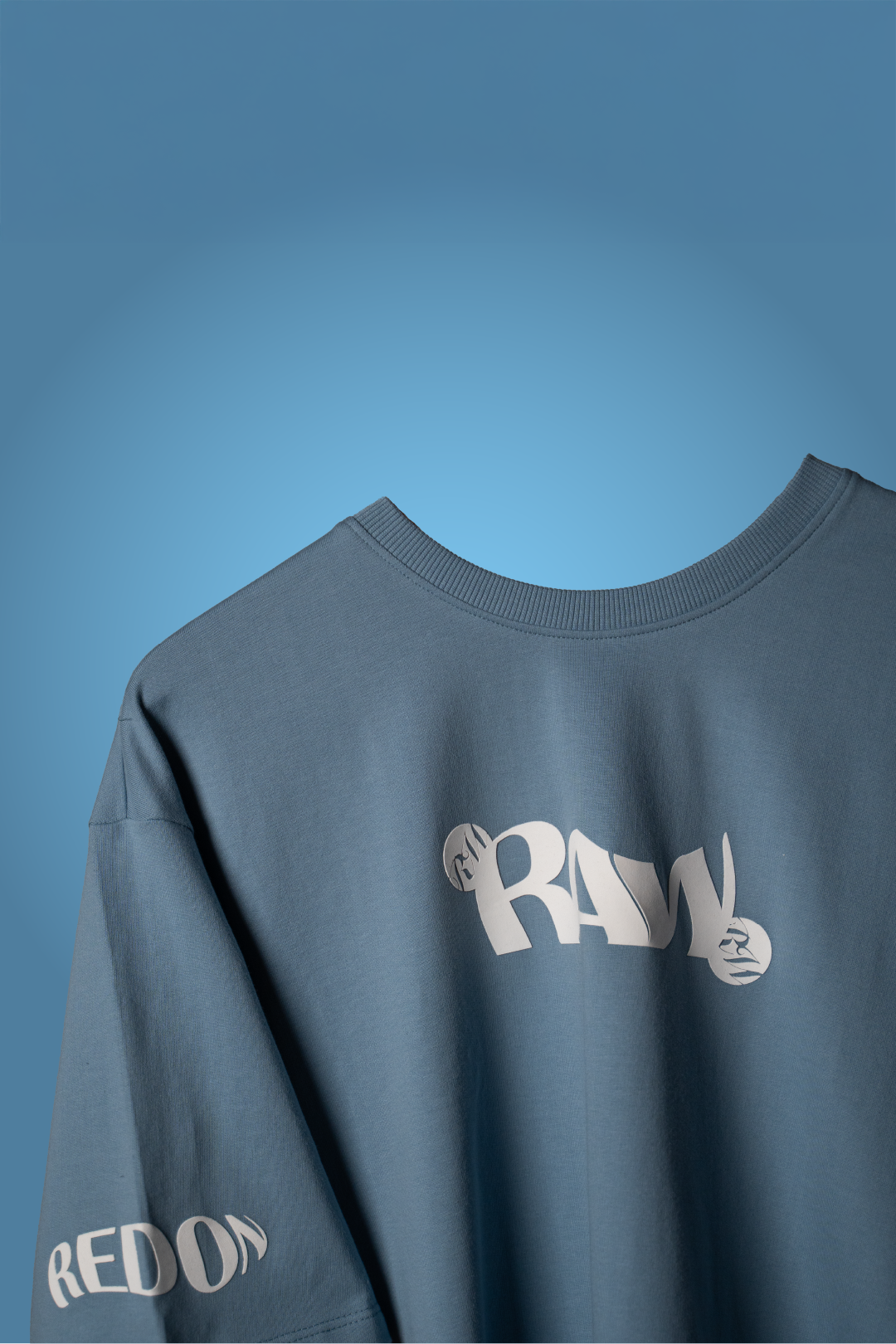 LONG HUGS IN SOFT CLOUD BLUE T-SHIRT