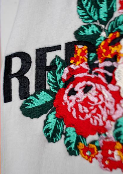 FLORAL EMBLEM EMBROIDERY T-SHIRT